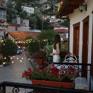 https://villa-castriota.albaniahotels.org